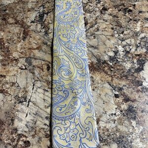 Paisley Patterned Tie in Blue and Gold